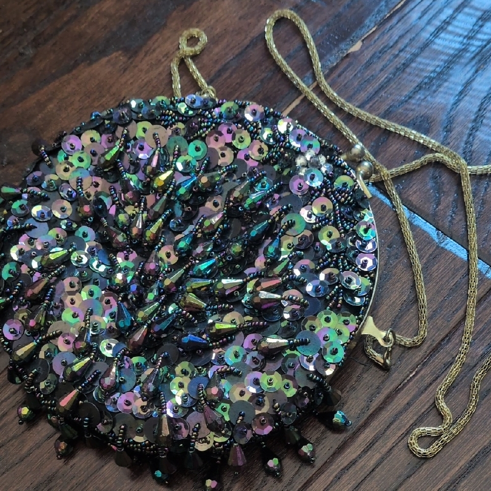Vintage Metallic Aurora Borealis Sequin Clutch with Crossbody Chain Purse